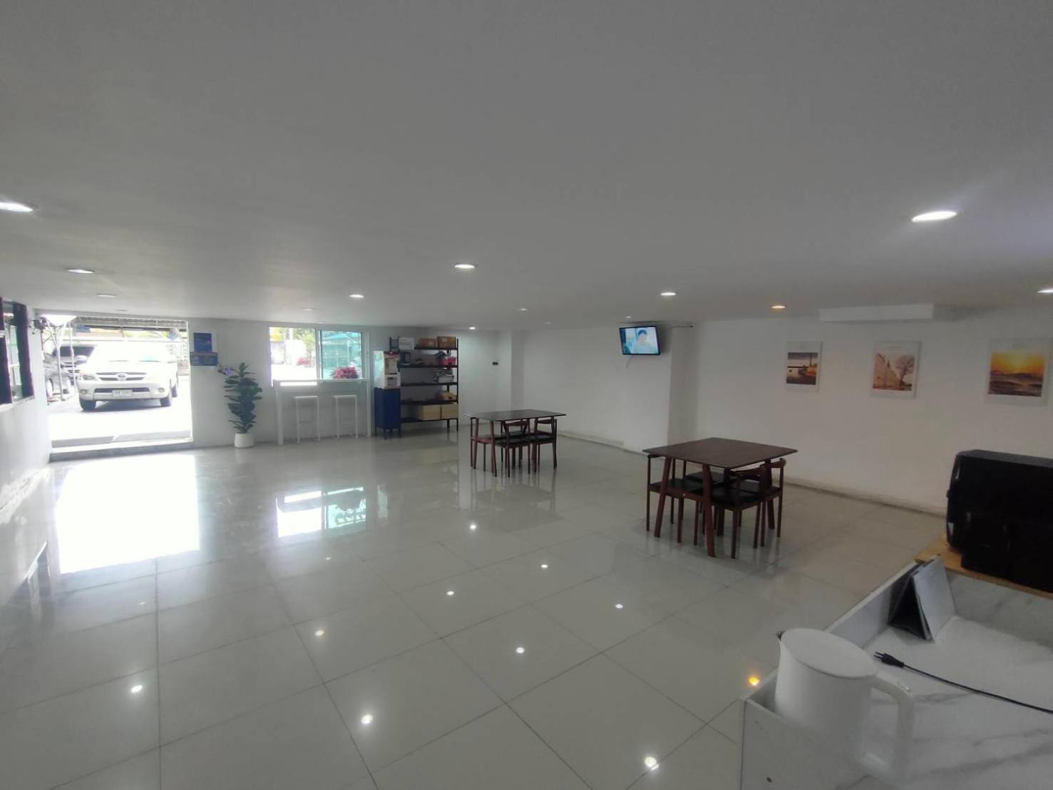 Prl Place Bangkok Exterior photo